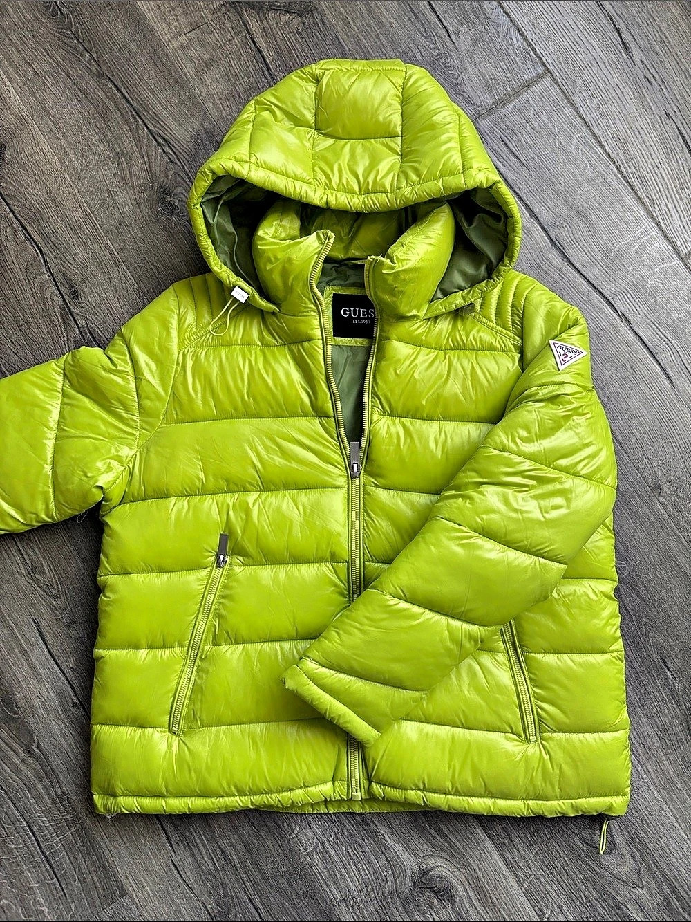 GUESS Shiny Hooded Puffer Jacket in Green